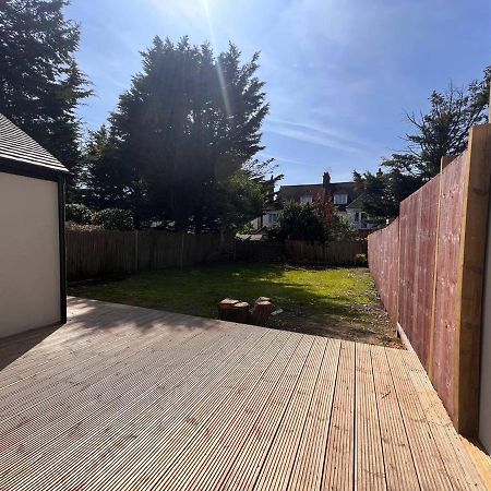 Star London Finchley Road 3-Bed Oasis With Garden Aparthotel Esterno foto