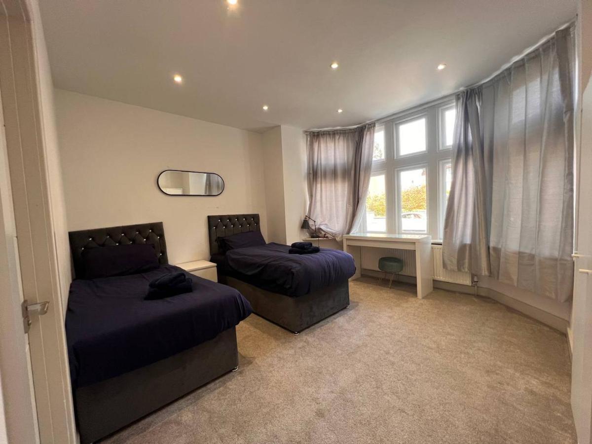Star London Finchley Road 3-Bed Oasis With Garden Aparthotel Esterno foto