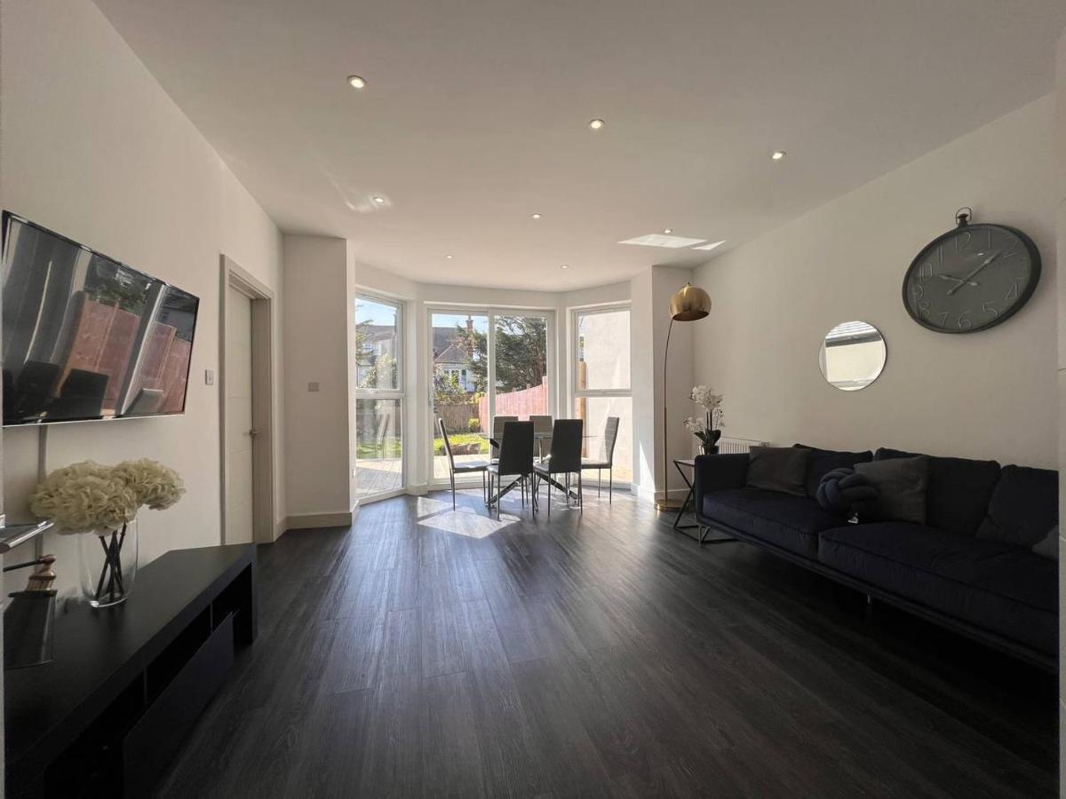 Star London Finchley Road 3-Bed Oasis With Garden Aparthotel Esterno foto