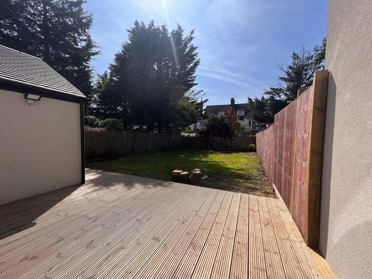 Star London Finchley Road 3-Bed Oasis With Garden Aparthotel Esterno foto